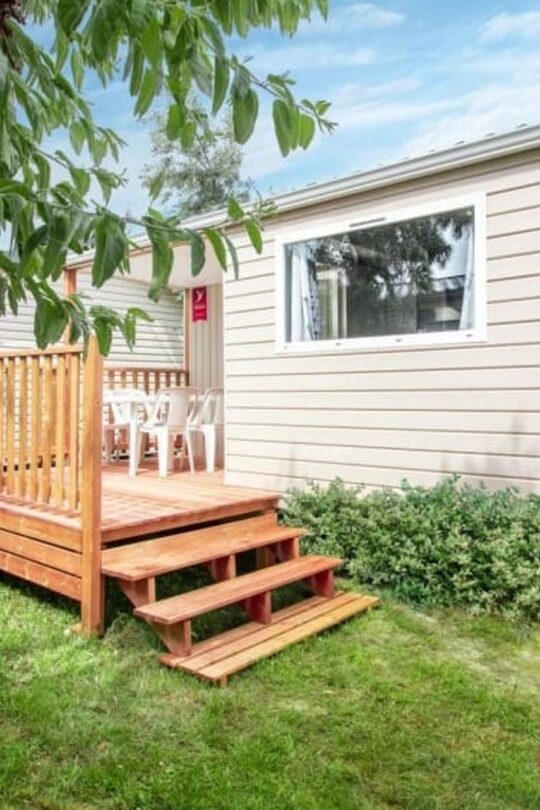Mobil-home Standard 2 chambres &#8211; 1/4 pers &#8211; terrasse intégrée